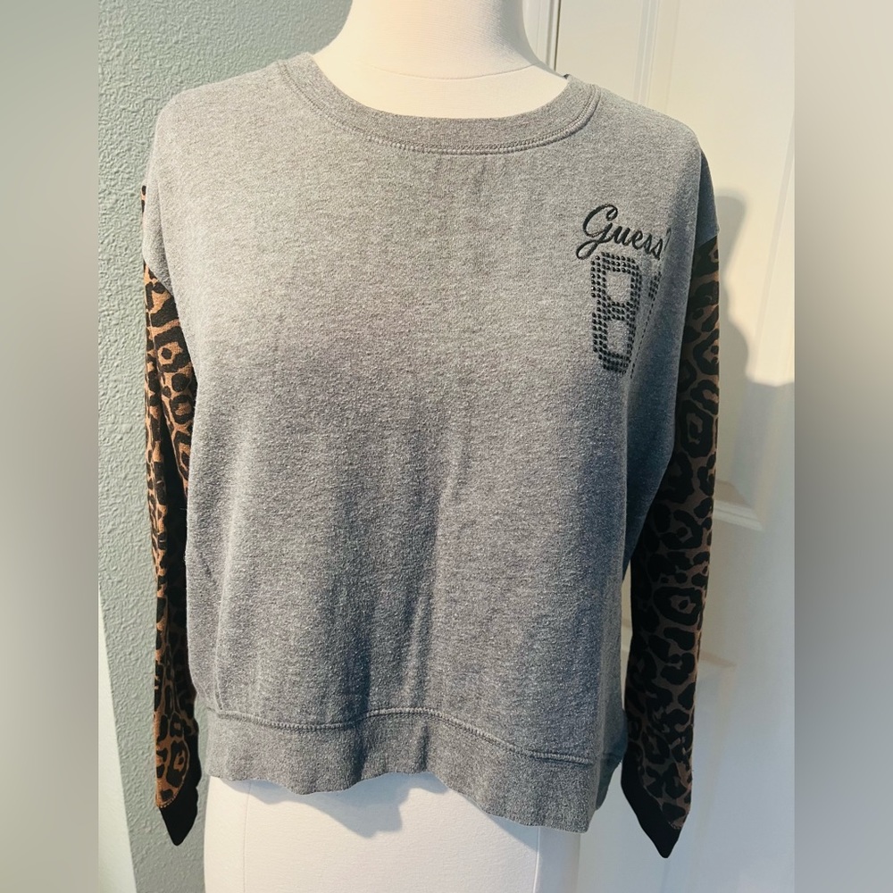 Guess sweatshirt - Picture 4 of 4